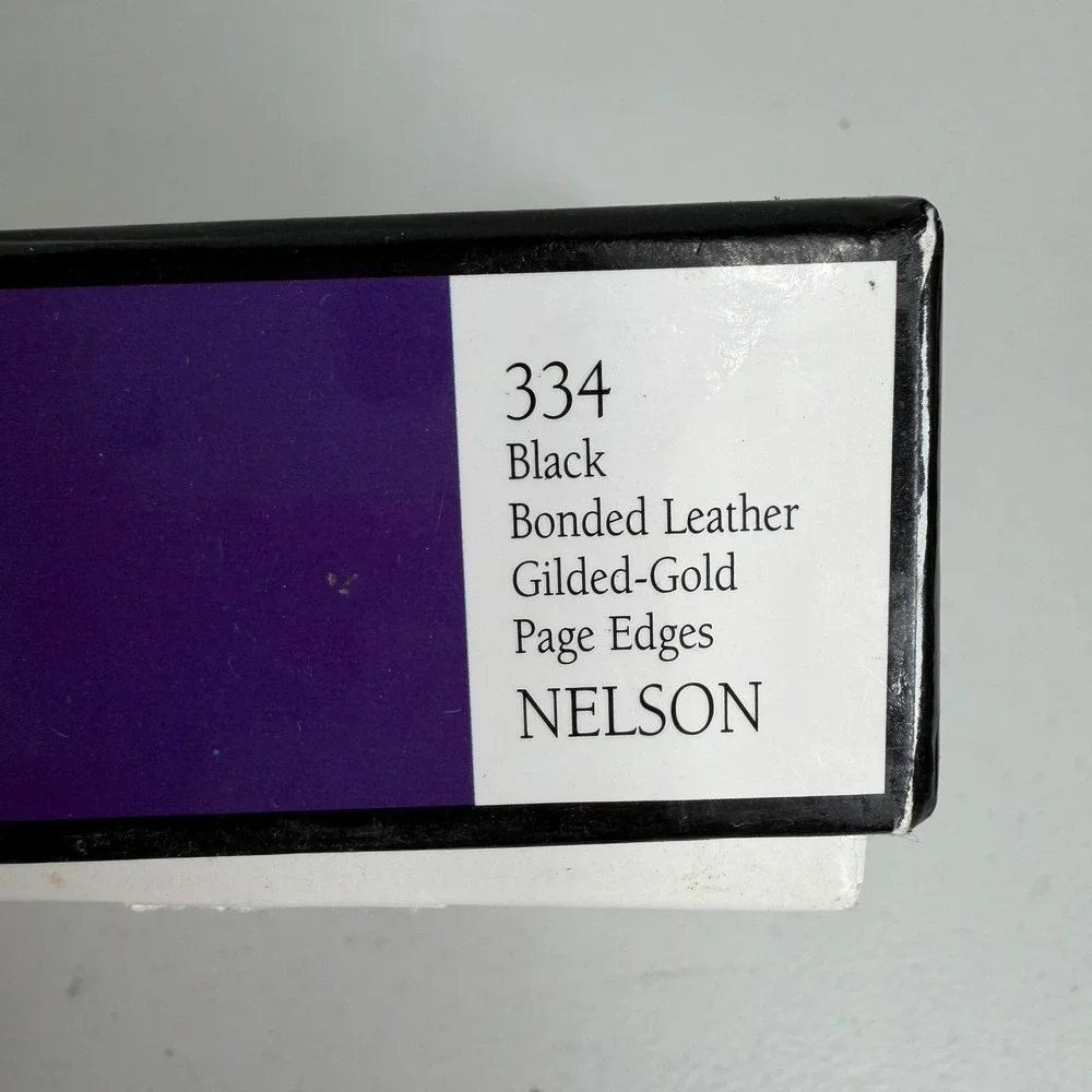 Nelson NKJV Holy Bible Giant Print Personal Size Reference Edition Black 334